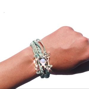 Claire’s Teal Paris Bracelet